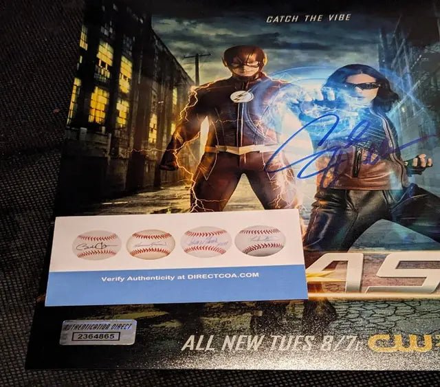 Carlos Valdes (flash) autographed 8x10 photo with coa