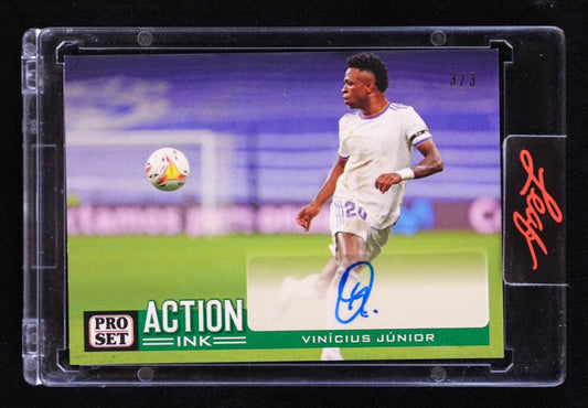 Vinicius Junior 2022 Pro Set Action Ink Green #AIVJ1 #3/3 Serially Numbered #3 / 3